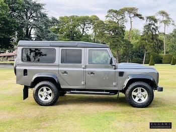 Used Land Rover Defender 110 2015 for sale - 75645469: Photo
