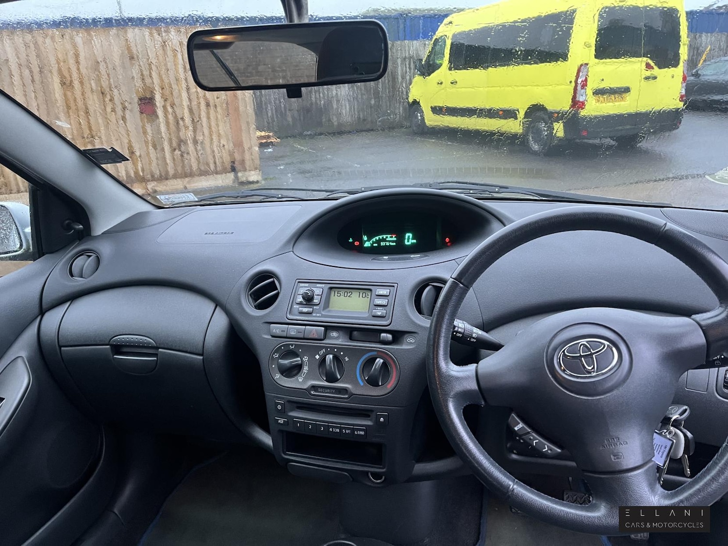 Used Toyota Yaris 2005 for sale - 76971771: Photo 12