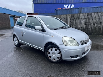 Used Toyota Yaris 2005 for sale - 76971771: Photo