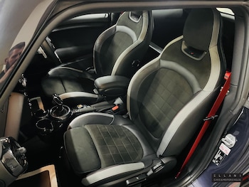 Used MINI Hatch 2020 for sale - 76018382: Photo