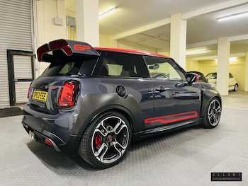 Used MINI Hatch 2020 for sale - 76018382: Photo