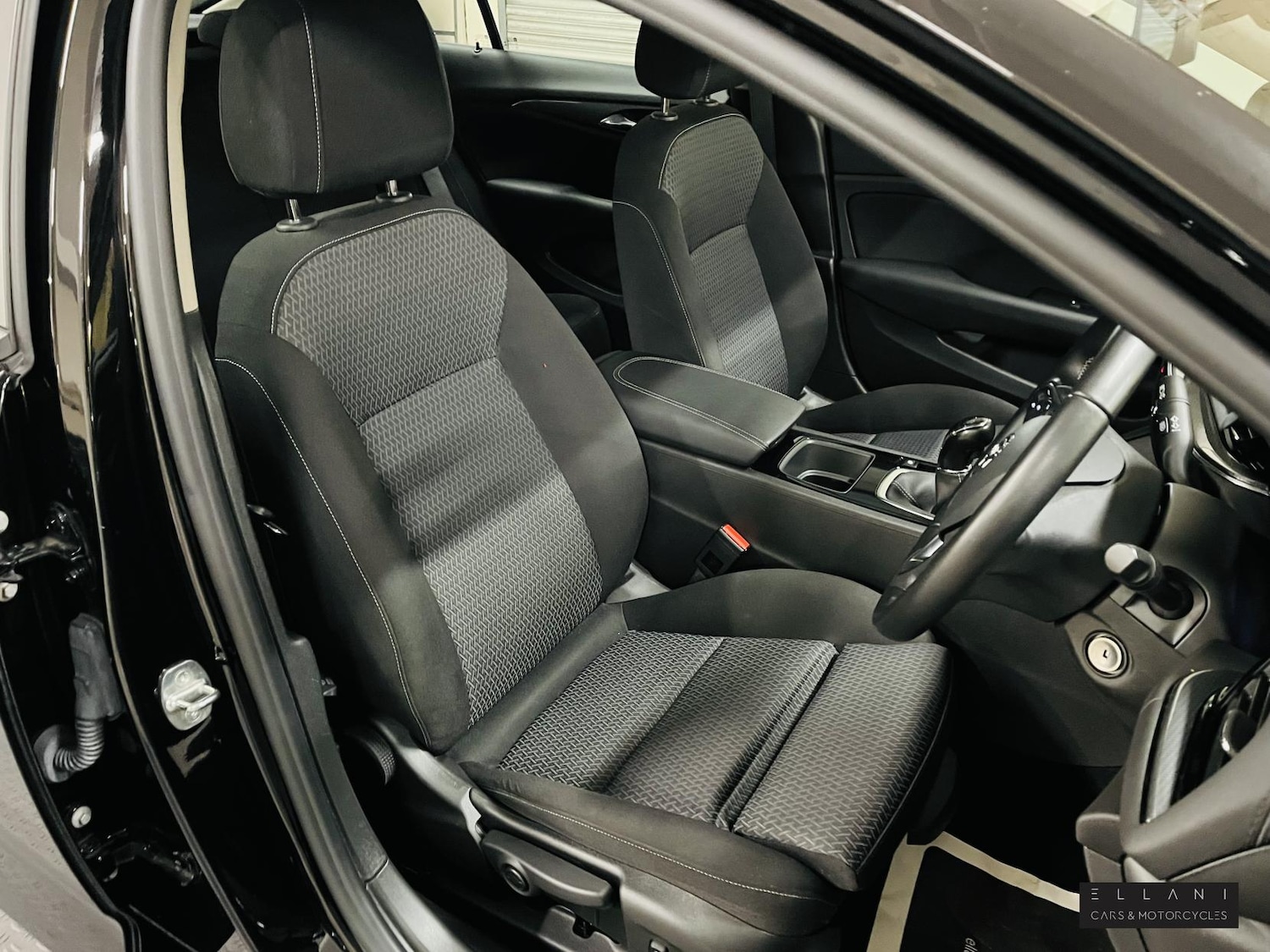 Used Vauxhall Insignia 2021 for sale - 77198473: Photo 14