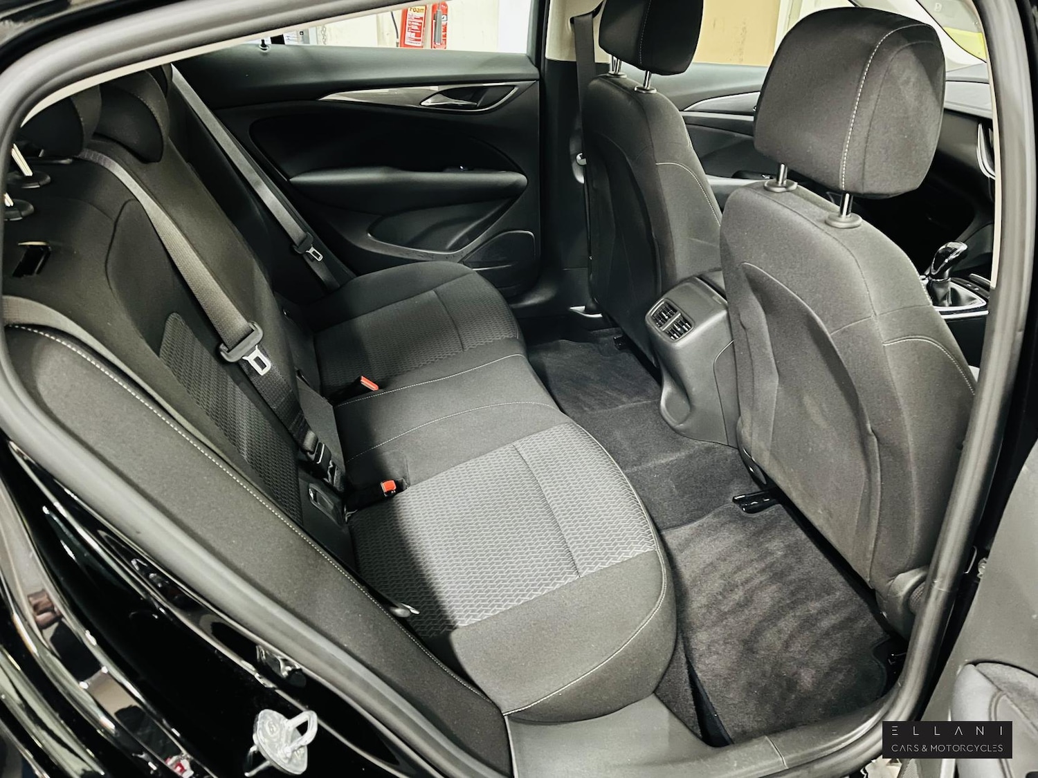 Used Vauxhall Insignia 2021 for sale - 77198473: Photo 8