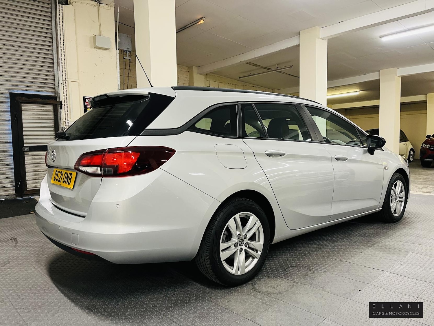 Used Vauxhall Astra 2021 for sale - 77367220: Photo 3