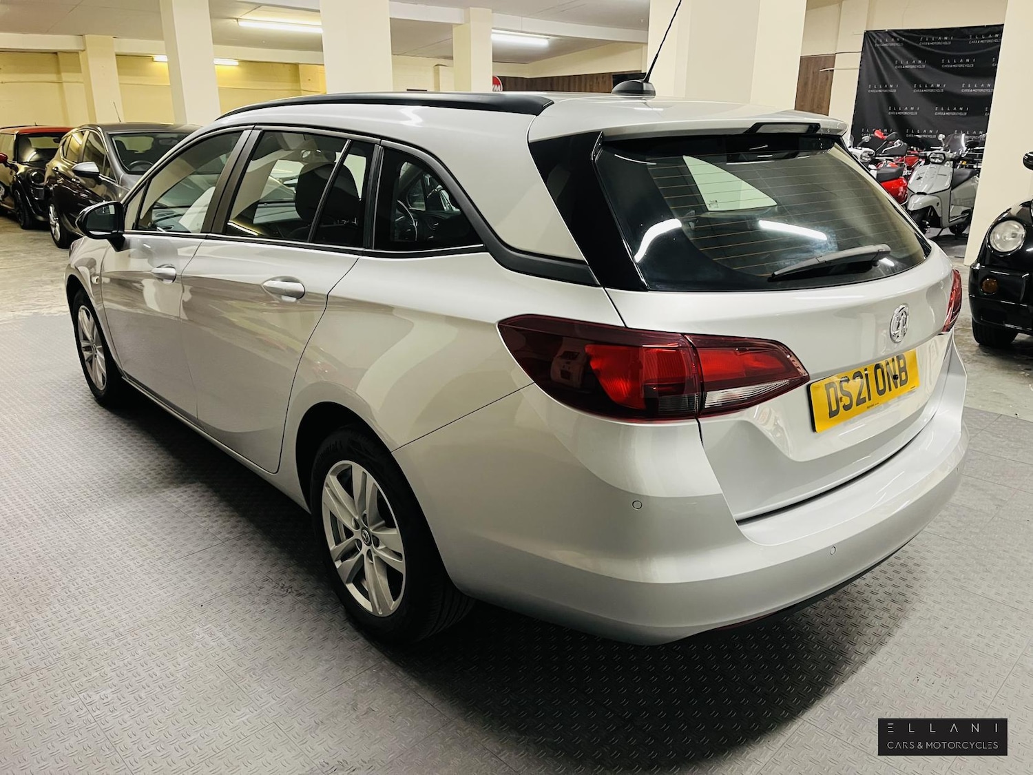 Used Vauxhall Astra 2021 for sale - 77367220: Photo 5
