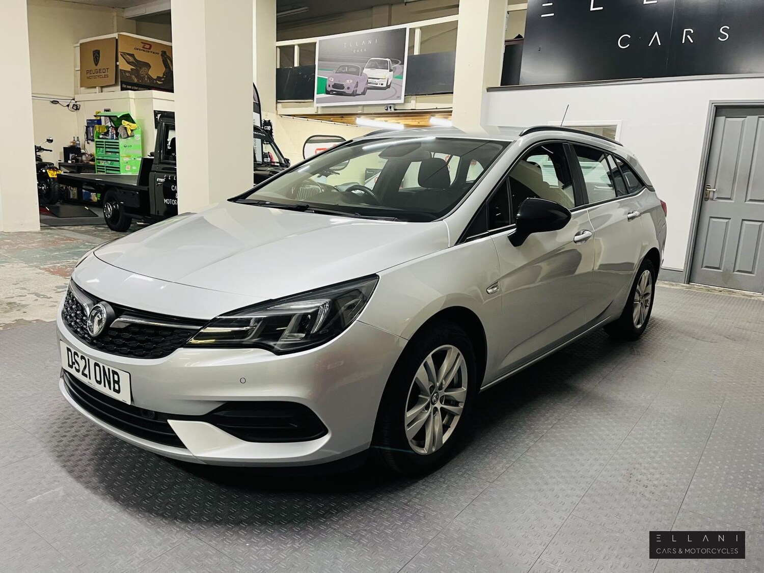 Used Vauxhall Astra 2021 for sale - 77367220: Photo 6