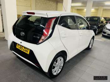Used Toyota AYGO 2015 for sale - 74883570: Photo