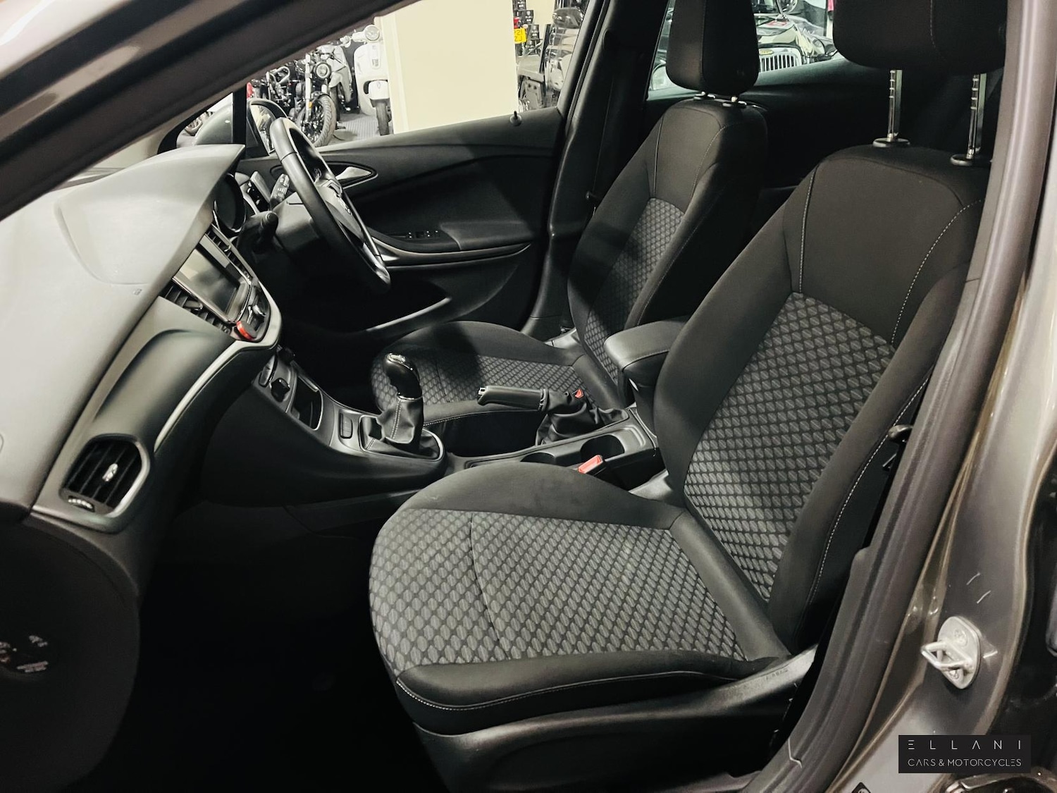 Used Vauxhall Astra 2020 for sale - 77274441: Photo 11