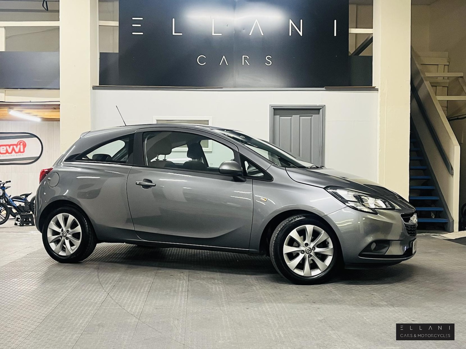 Used Vauxhall Corsa 2018 for sale - 76332805: Photo 1