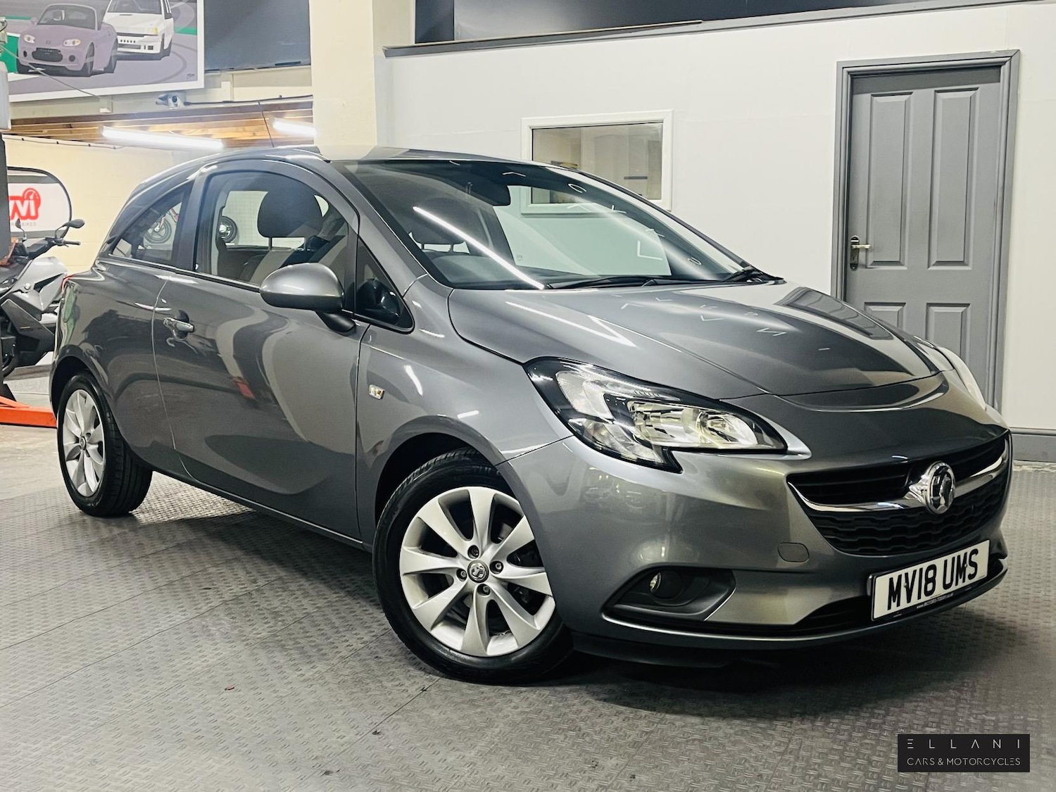 Used Vauxhall Corsa 2018 for sale - 76332805: Photo 2