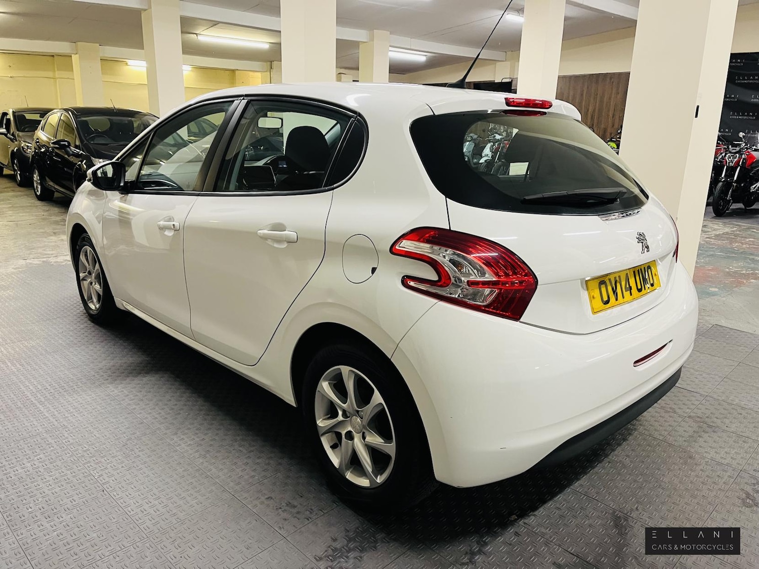 Used Peugeot 208 2014 for sale - 76507908: Photo 6