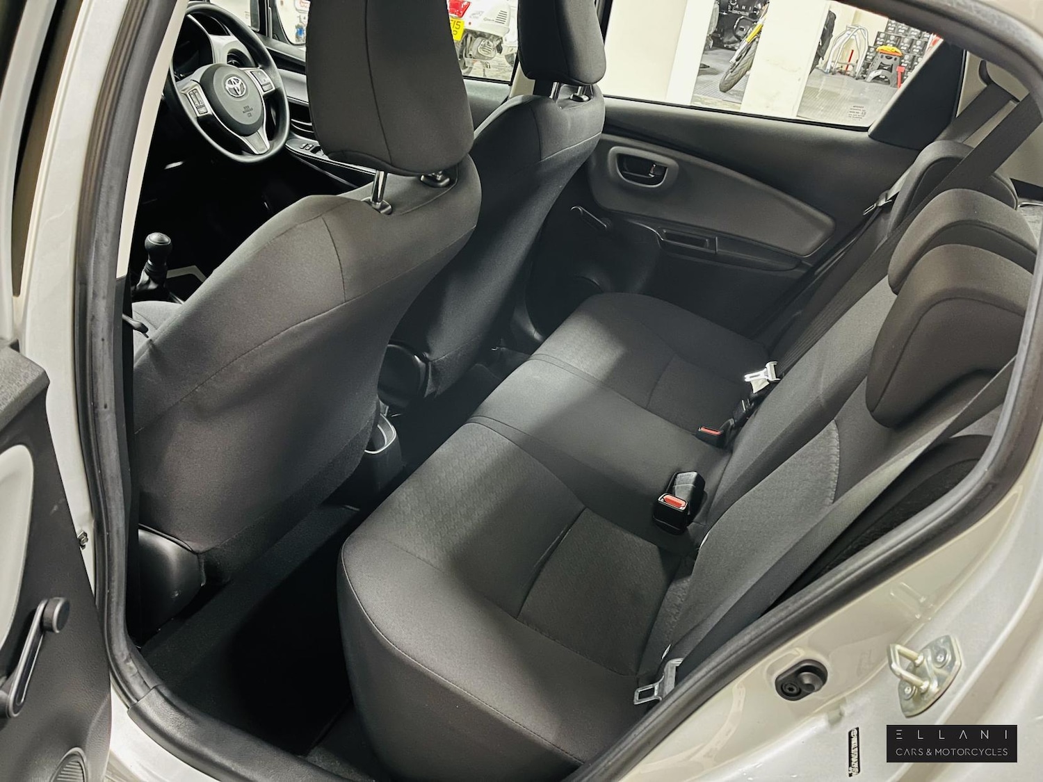 Used Toyota Yaris 2018 for sale - 76782114: Photo 11