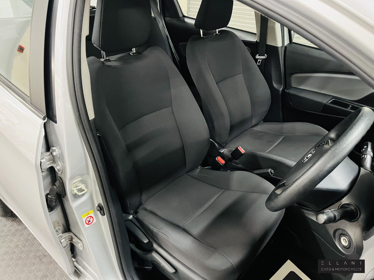 Used Toyota Yaris 2018 for sale - 76782114: Photo 14