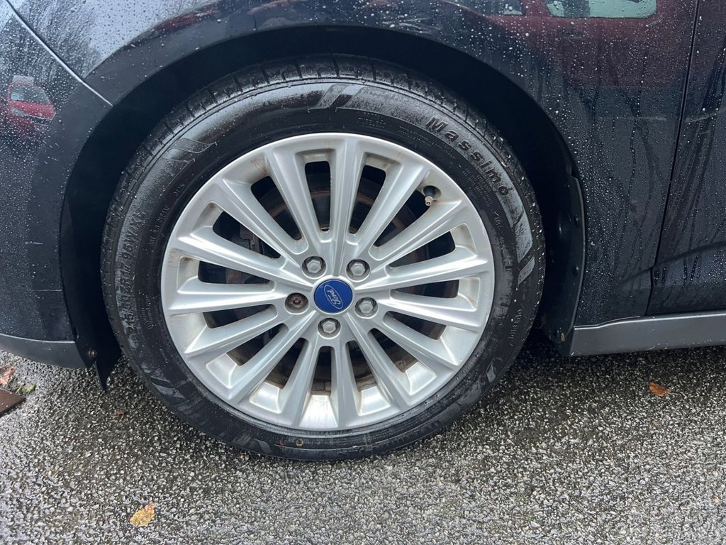 Used Ford C-Max 2017 for sale - 76883337: Photo 13