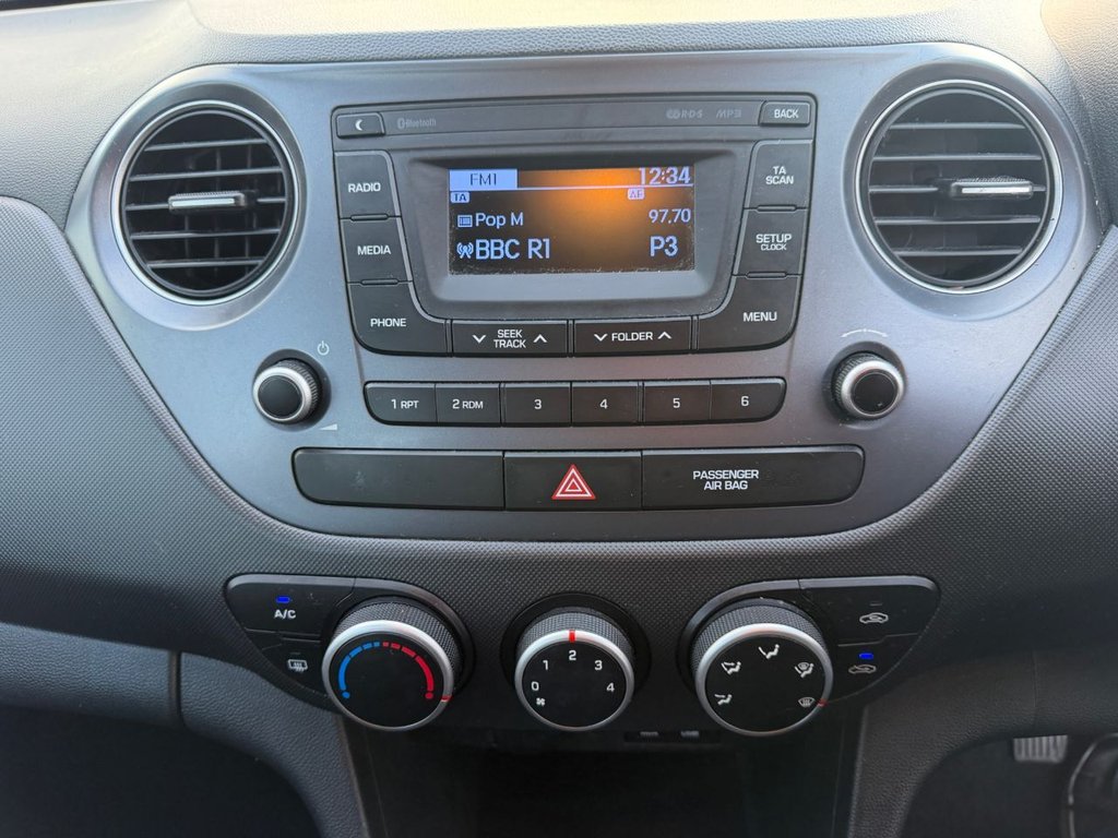 Used Hyundai i10 2018 for sale - 77341270: Photo 14