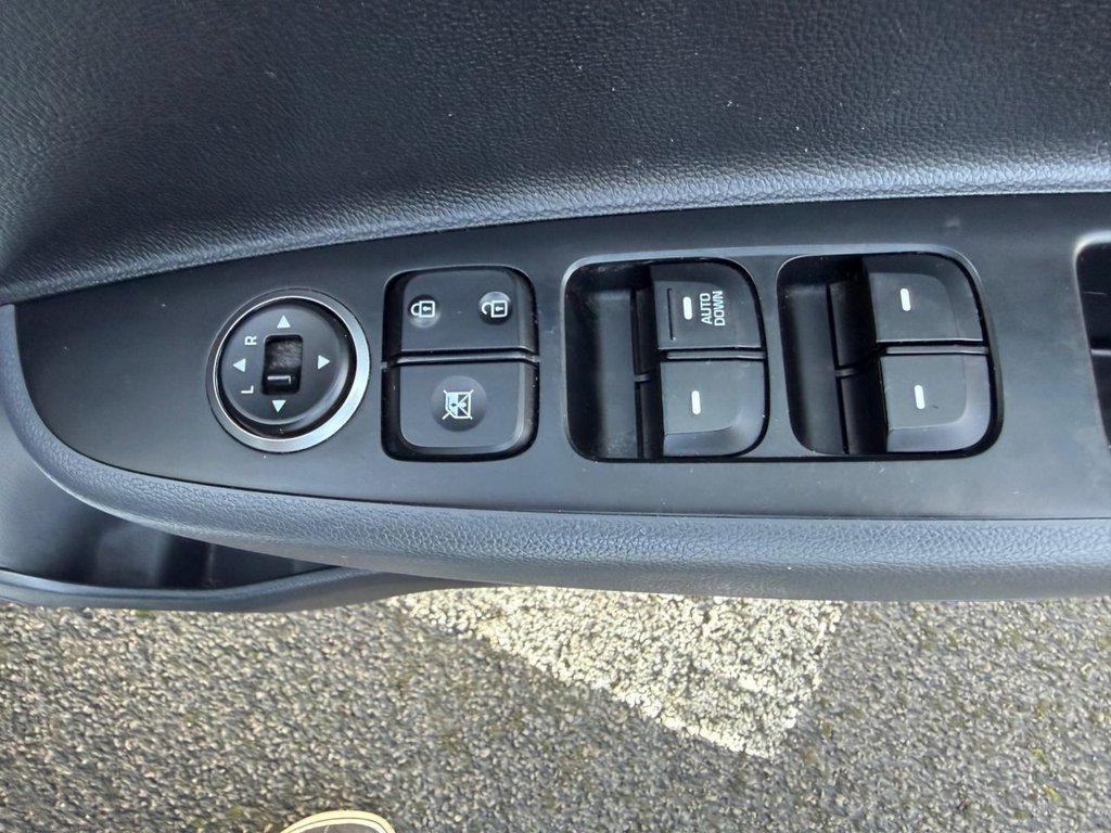 Used Hyundai i10 2018 for sale - 77341270: Photo 17