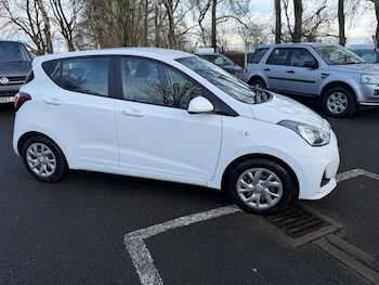 Used Hyundai i10 2018 for sale - 77341270: Photo