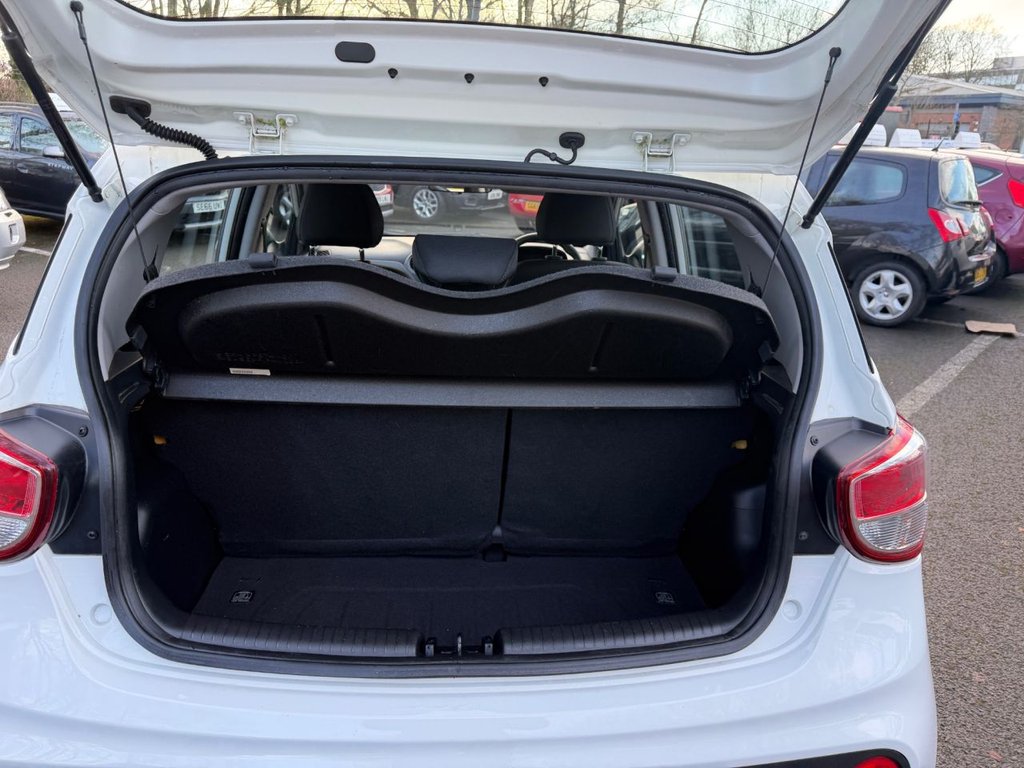 Used Hyundai i10 2018 for sale - 77341270: Photo 9