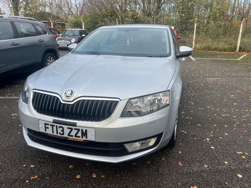 Used Skoda Octavia 2013 for sale - 76582686: Photo 2