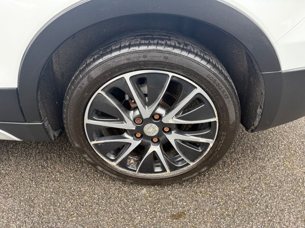 Used Suzuki SX4 S-Cross 2015 for sale - 77680341: Photo 12