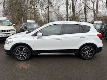 Used Suzuki SX4 S-Cross 2015 for sale - 77680341: Photo
