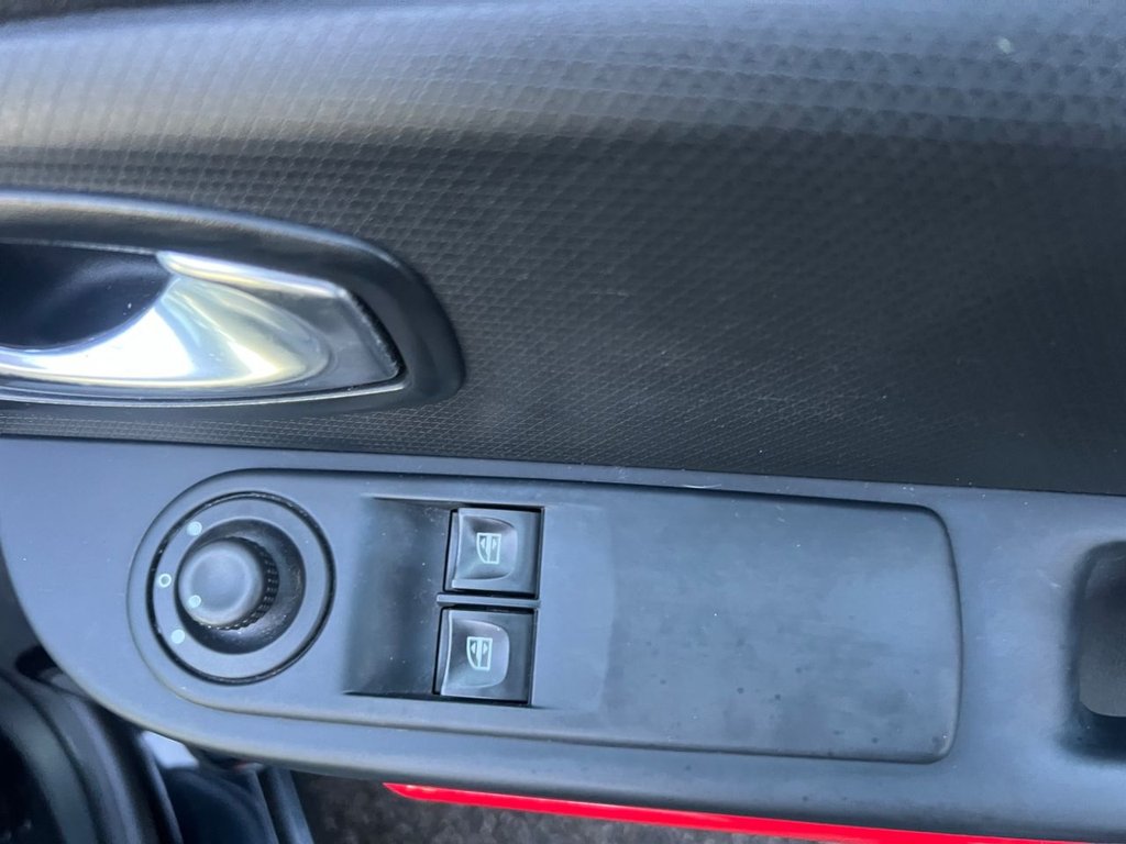 Used Renault Clio 2016 for sale - 77020486: Photo 17