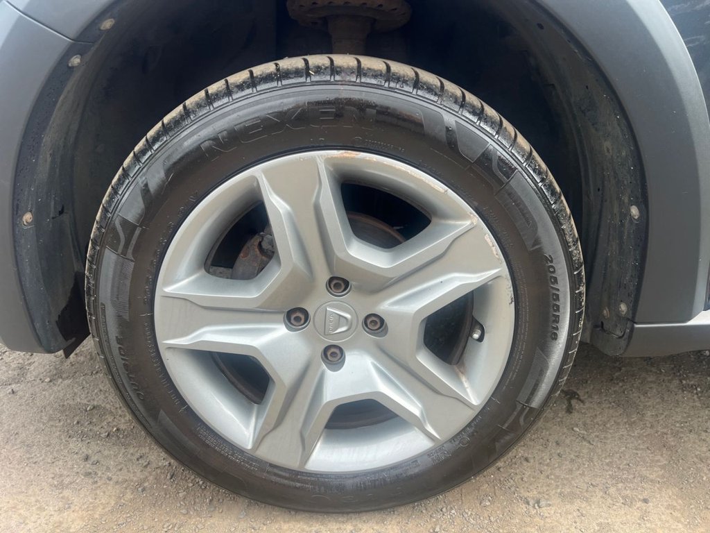 Used Dacia Sandero Stepway 2017 for sale - 76105621: Photo 11