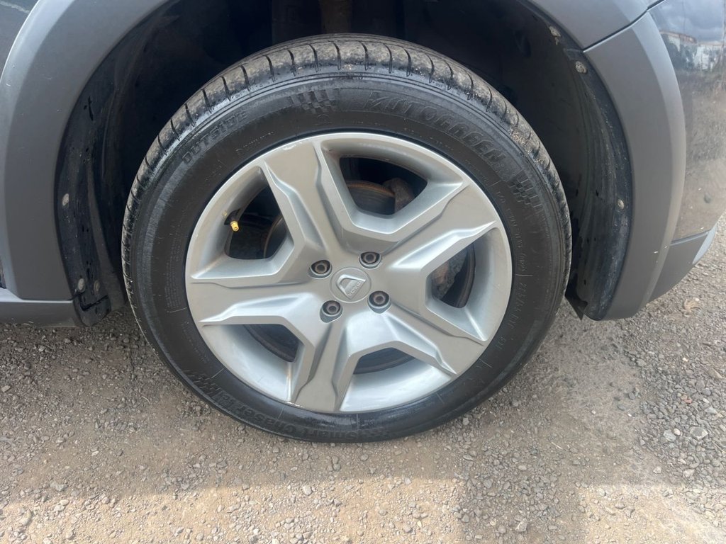 Used Dacia Sandero Stepway 2017 for sale - 76105621: Photo 12