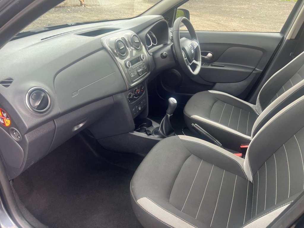 Used Dacia Sandero Stepway 2017 for sale - 76105621: Photo 16
