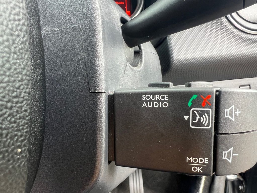 Used Dacia Sandero Stepway 2017 for sale - 76105621: Photo 17