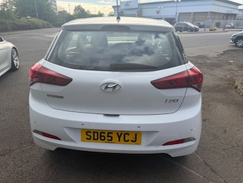 Used Hyundai i20 2016 for sale - 78501507: Photo