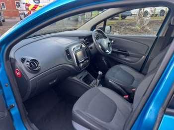 Used Renault Captur 2015 for sale - 74156179: Photo