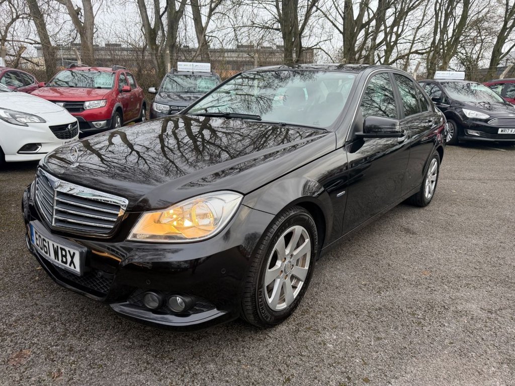 Used Mercedes-Benz C Class 2011 for sale - 77681128: Photo 2