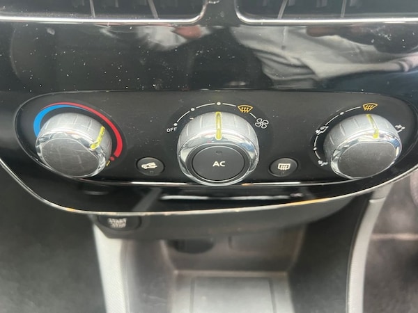 Used Renault Clio 2014 for sale - 76313022: Photo 15