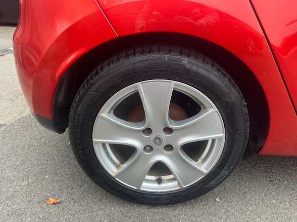 Used Renault Clio 2014 for sale - 76313022: Photo 8