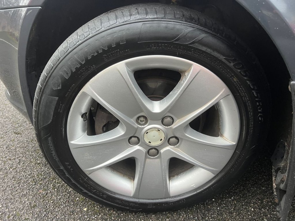 Used Volkswagen Beetle 2011 for sale - 76941639: Photo 12