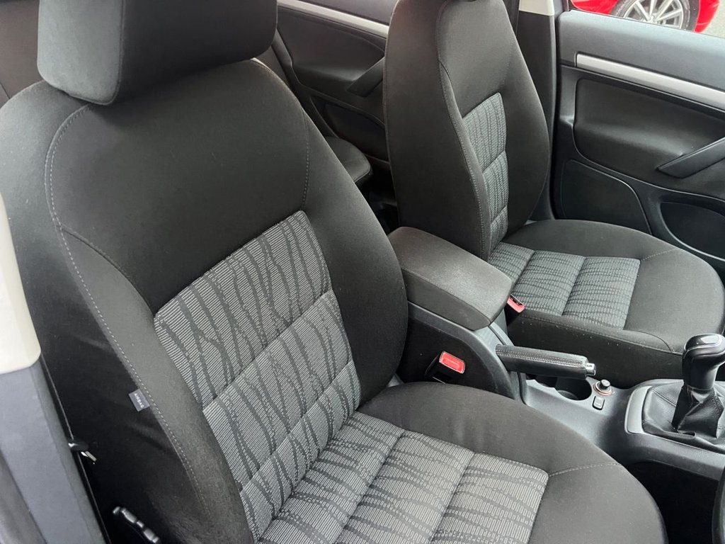 Used Volkswagen Beetle 2011 for sale - 76941639: Photo 14