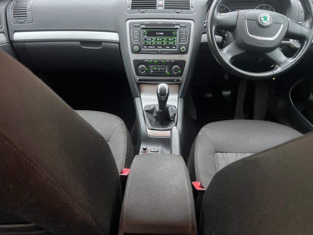 Used Volkswagen Beetle 2011 for sale - 76941639: Photo 17