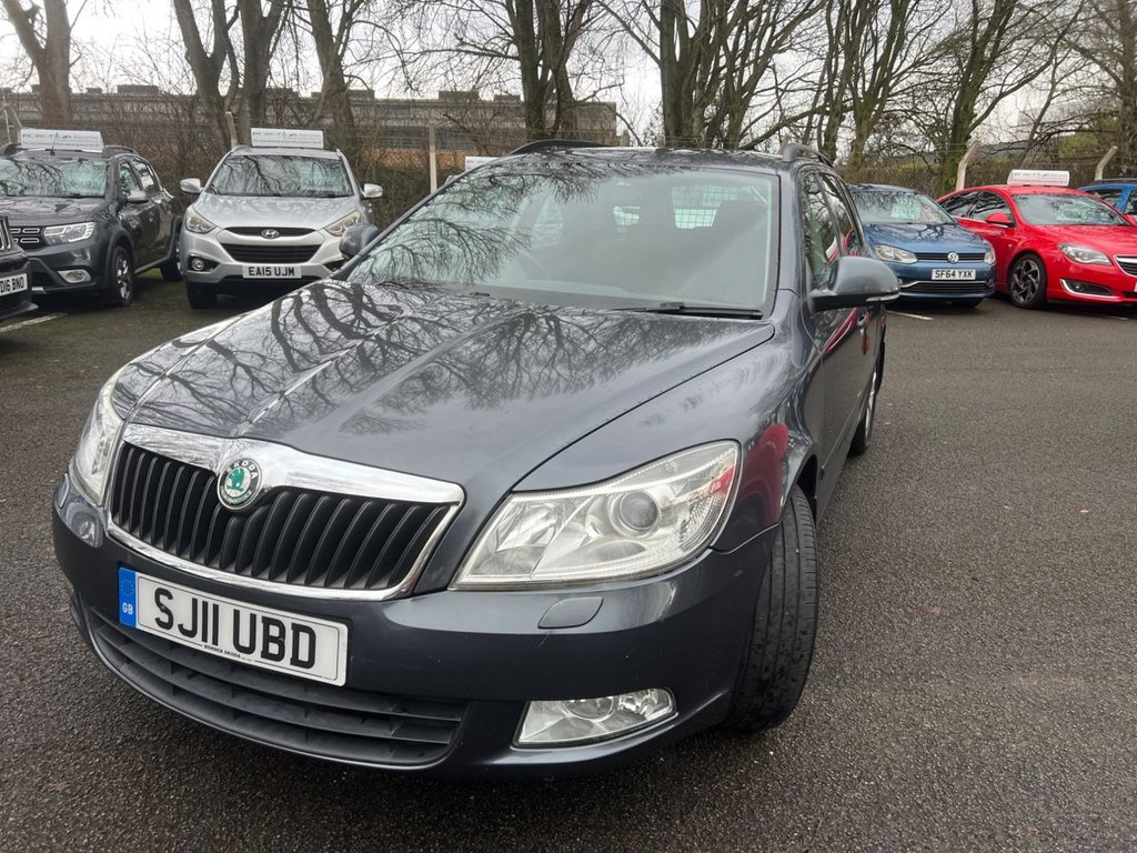 Used Volkswagen Beetle 2011 for sale - 76941639: Photo 3