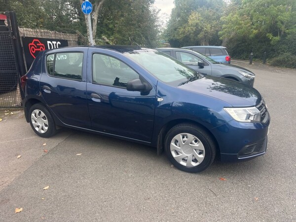 Used Dacia Sandero 2018 for sale - 76236180: Photo 3