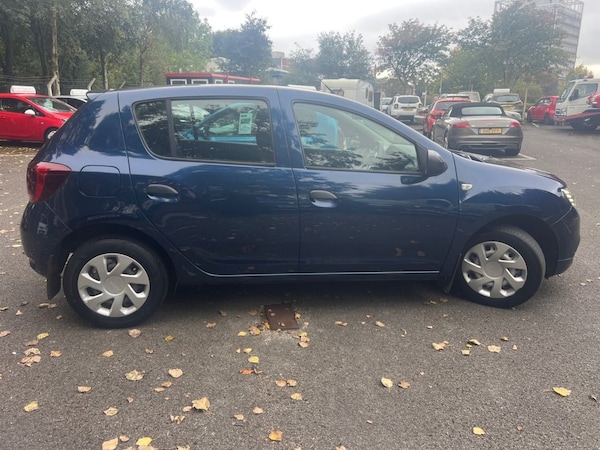 Used Dacia Sandero 2018 for sale - 76236180: Photo 8