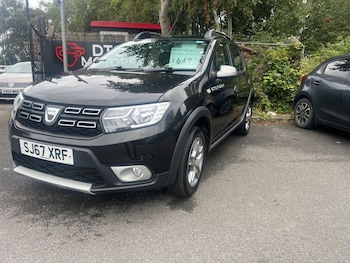 Used Dacia Sandero Stepway 2017 for sale - 75877484: Photo