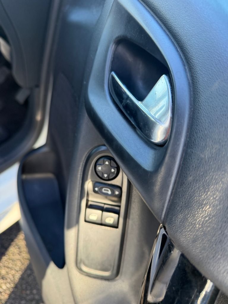 Used Citroen C3 2013 for sale - 77383850: Photo 15