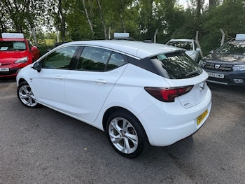 Used Vauxhall Astra 2018 for sale - 78672948: Photo