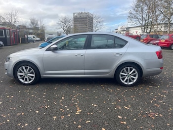 Used Skoda Octavia 2013 for sale - 76665818: Photo