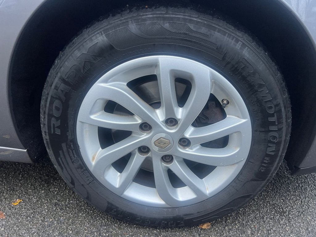 Used Renault Scenic 2015 for sale - 76797643: Photo 13