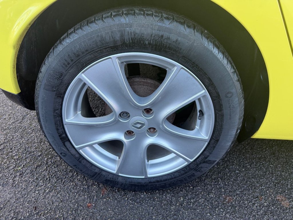 Used Renault Clio 2013 for sale - 77212644: Photo 11