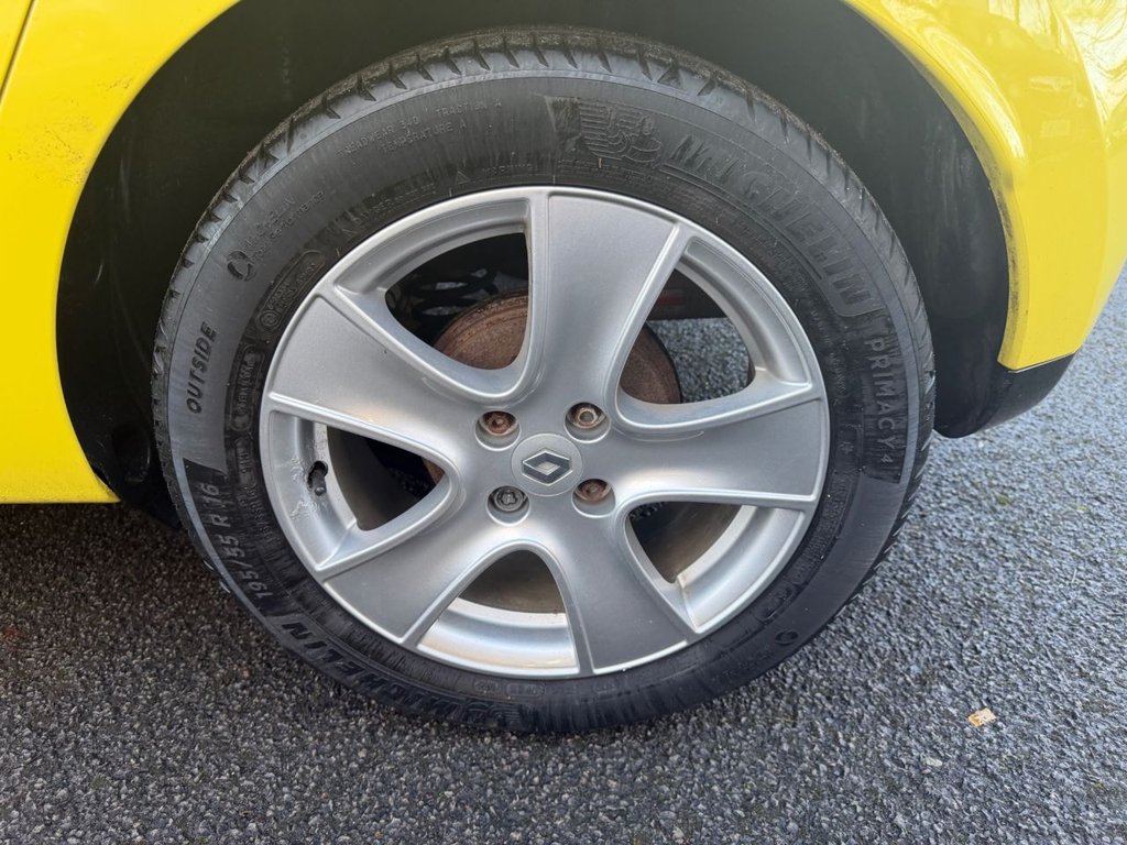 Used Renault Clio 2013 for sale - 77212644: Photo 12