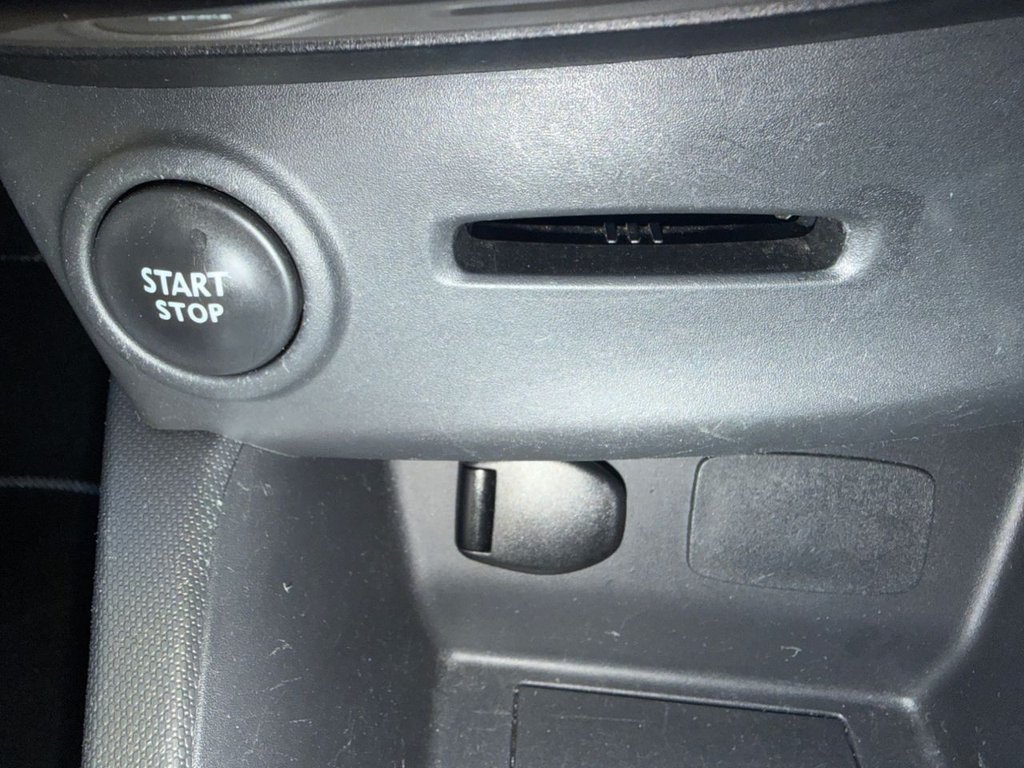 Used Renault Clio 2013 for sale - 77212644: Photo 25