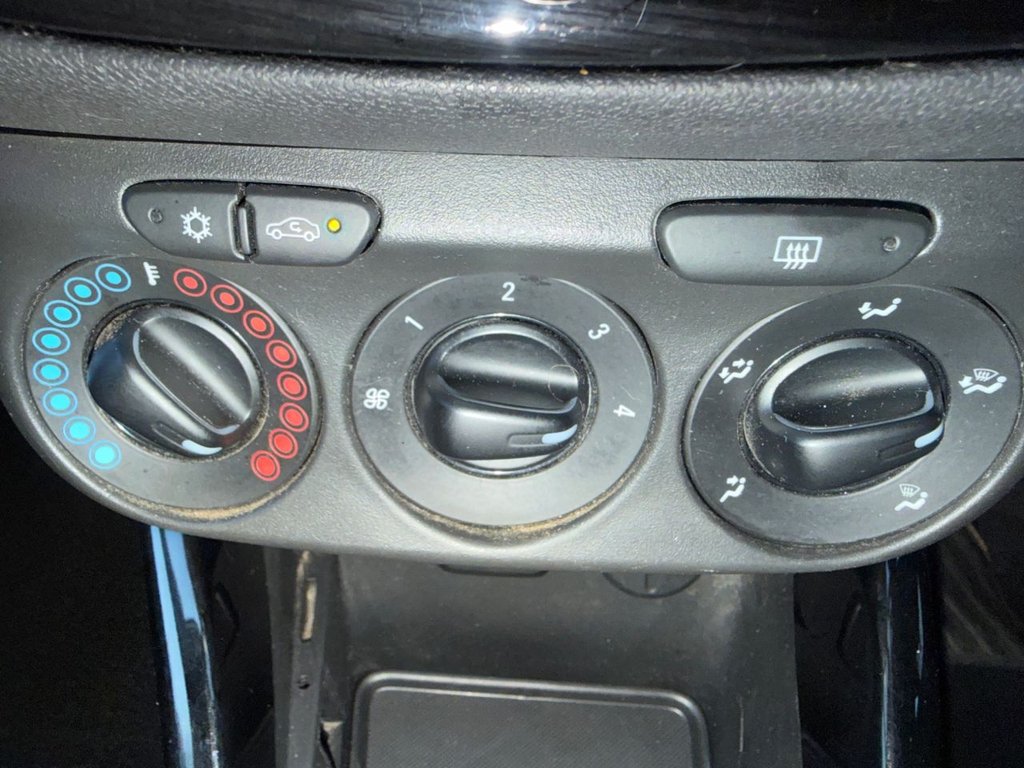 Used Vauxhall Corsa 2018 for sale - 77301923: Photo 17